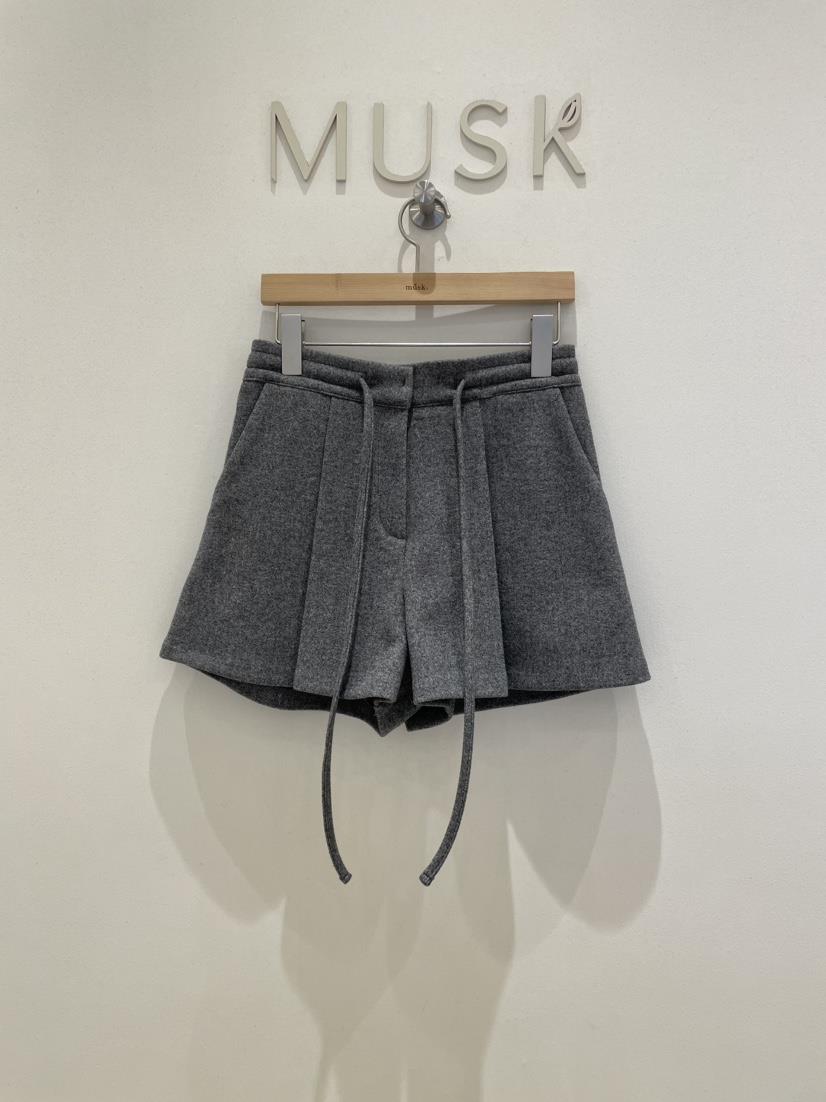 MUSK東大門㊣實拍女士新款真品職業時尚休閑熱賣人氣25秋冬短褲MUSK短褲