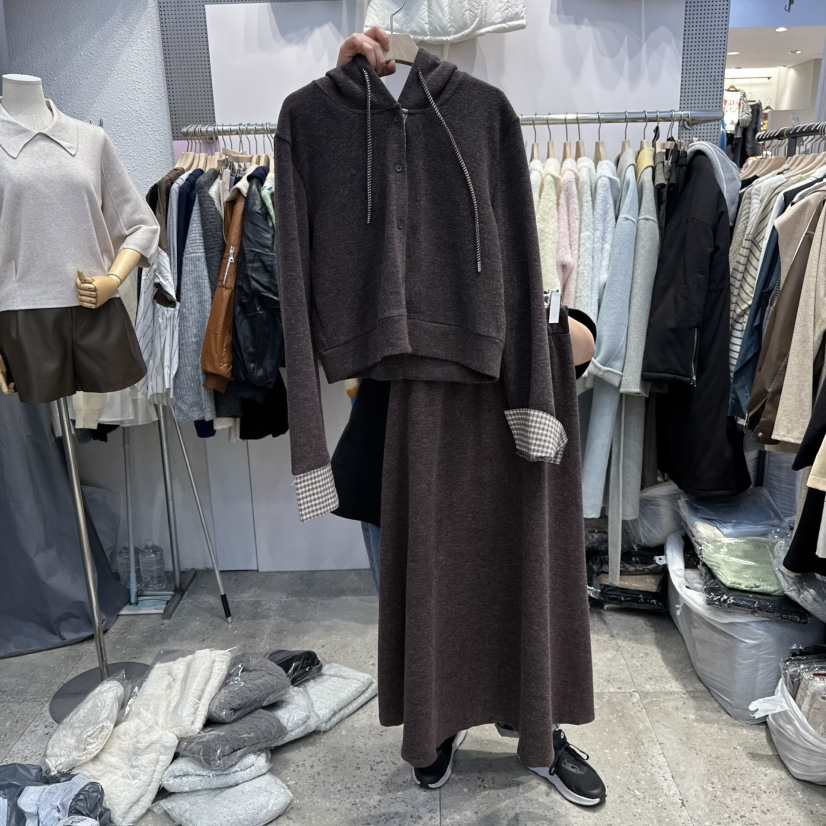 BLOOM東大門㊣代購女裝新品人氣職業套裝兩件套套裝格子開衫BLOOM-Q套裝