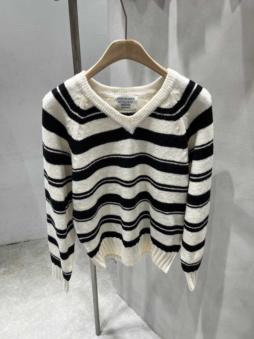 EVERCOMMERCE METICULOUSLY DESIGNED東大門㊣代購女士新款熱賣針織衫EVERCOMMERCE針織衫