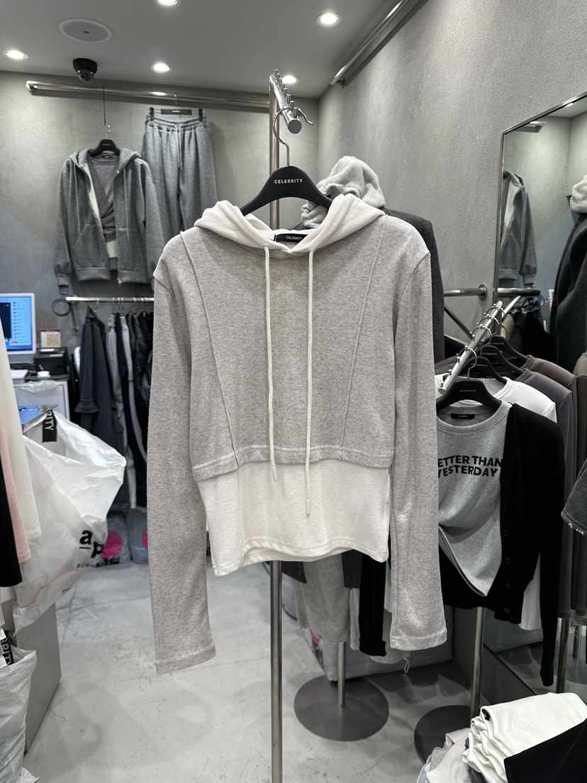 CELEBRITY-A韓國代購㊣女裝新款熱賣休閑職業長袖T恤連帽衫CELEBRITY-A長袖T恤