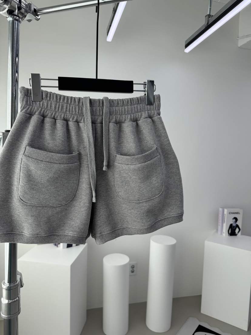 RED-A韓國直郵㊣女裝新款25秋冬休閑推薦熱賣時尚短褲口袋RED-A短褲