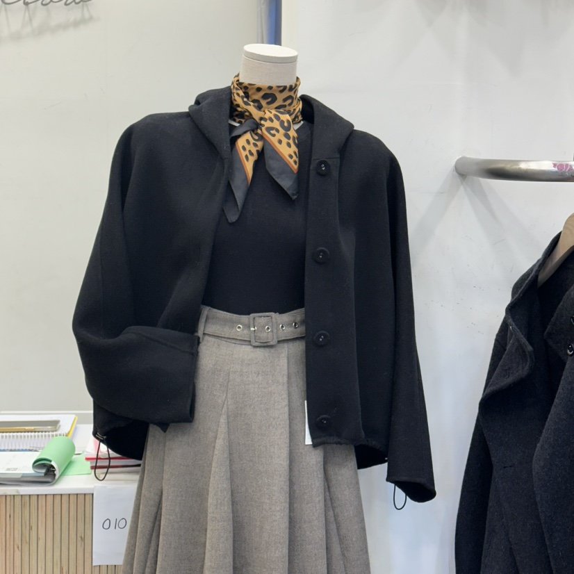 THE LOW東大門㊣代購女士新款推薦職業休閑時尚人氣短款大衣THE LOW短款大衣