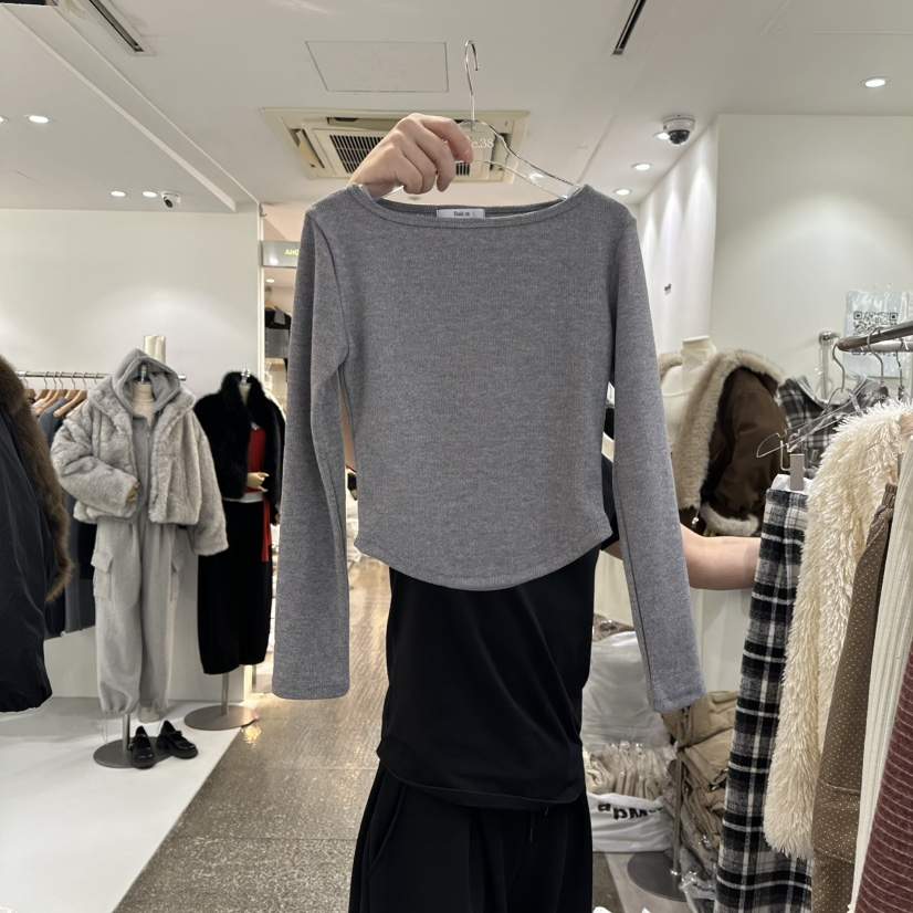 BAIE.38東大門㊣直郵女士新品休閑熱賣人氣時尚長袖T恤船領BAIE.38長袖T恤