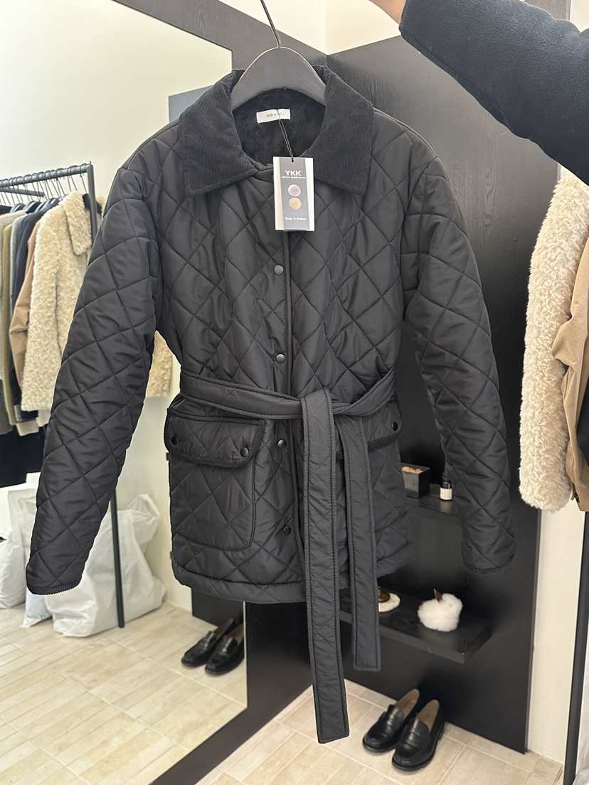 MOANI韓國代購㊣女士新品職業休閑熱賣人氣時尚推薦夾克絎縫MOANI夾克