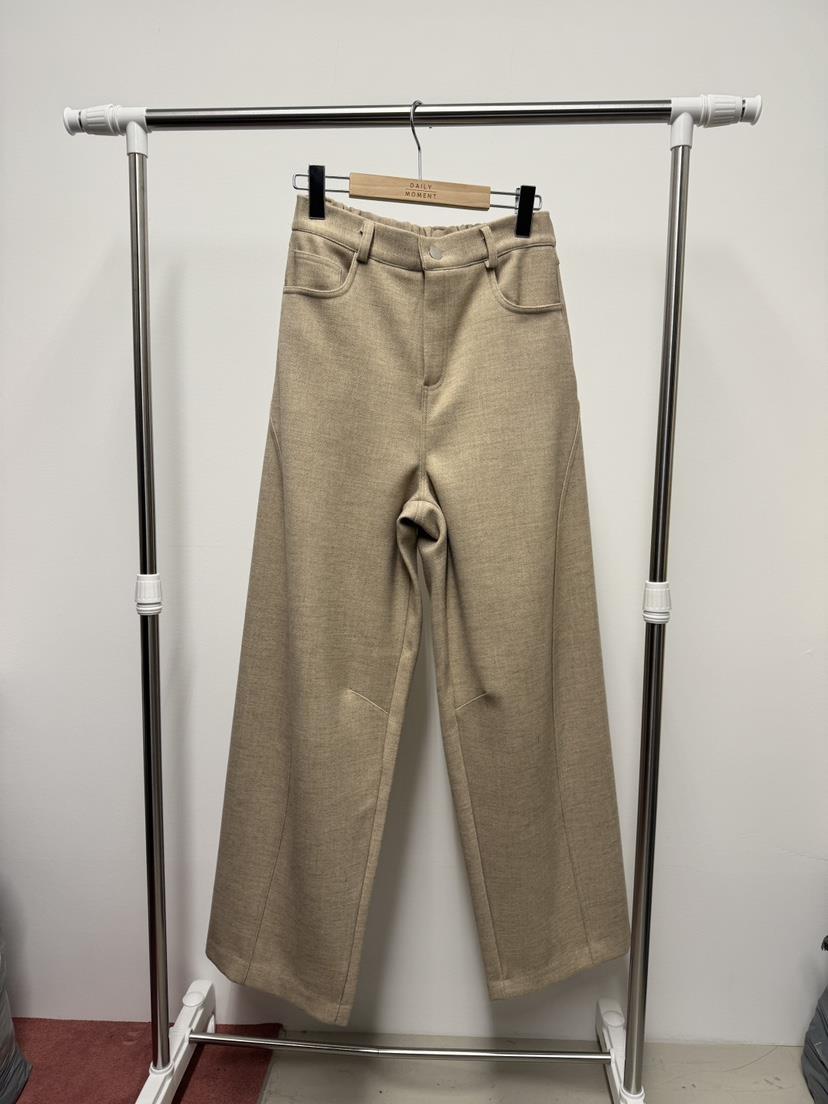 DAILY MOMENT東大門㊣實拍女裝新品時尚熱賣真品人氣休閑褲DAILY MOMENT休閑褲