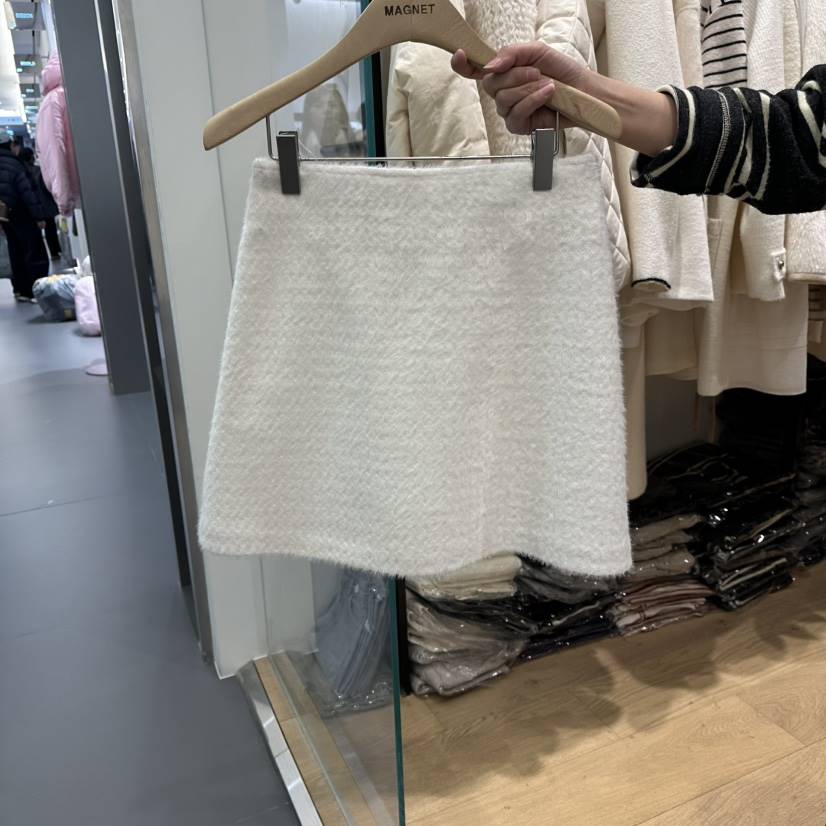 M.G.N東大門㊣代購女士新款人氣25秋冬真品推薦熱賣休閑短裙MAGNET短裙