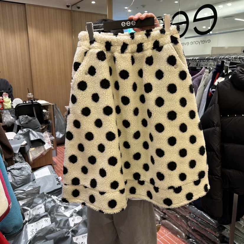 E/E/E東大門㊣代購女裝新品熱賣時尚推薦人氣半身裙中短裙E/E/E半身裙/中短裙