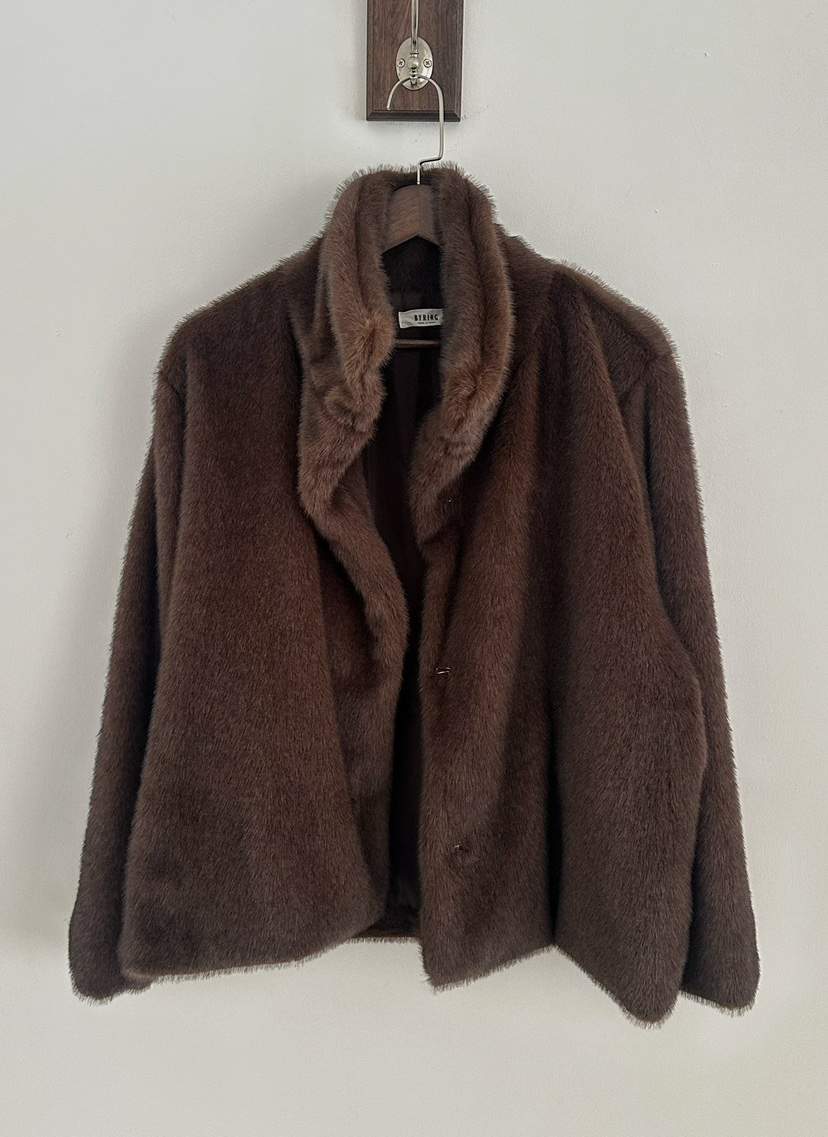 BYRING東大門㊣代購女士新款時尚熱賣休閑職業短款大衣貂皮BYRING短款大衣