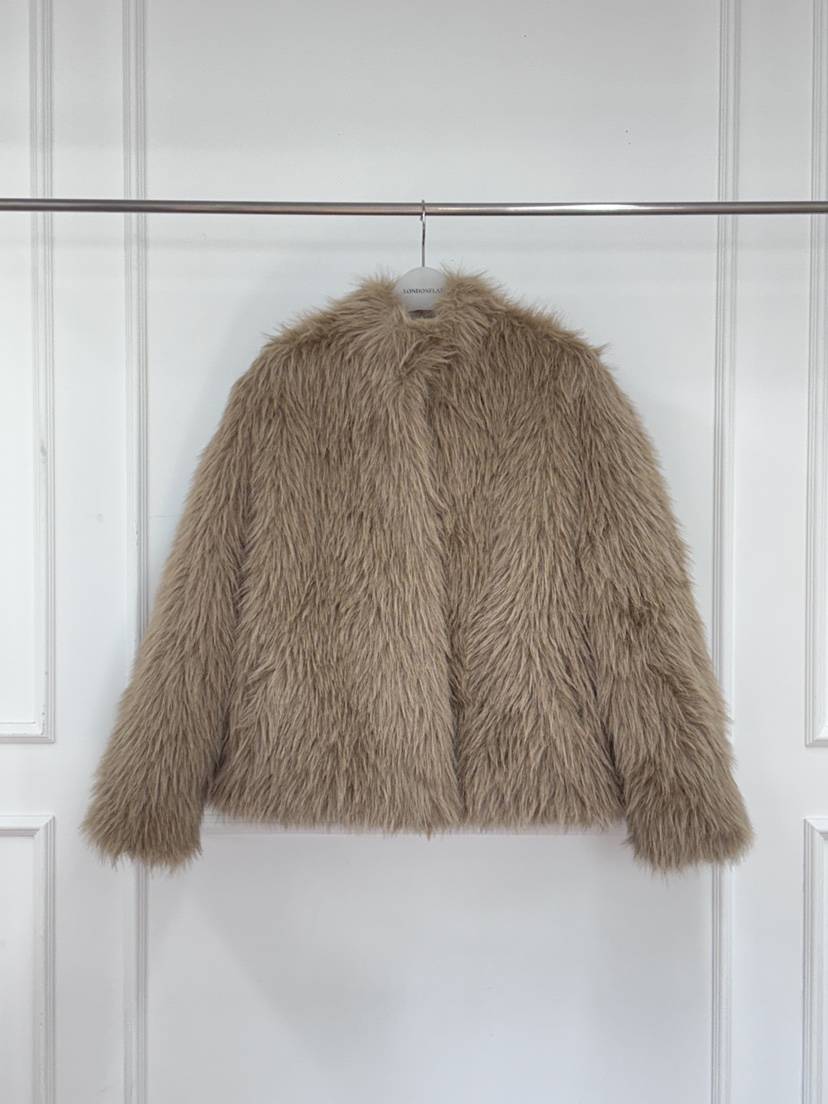 LONDON FLAT東大門㊣實拍女士新品時尚休閑人氣短款大衣皮草LONDON FLAT短款大衣