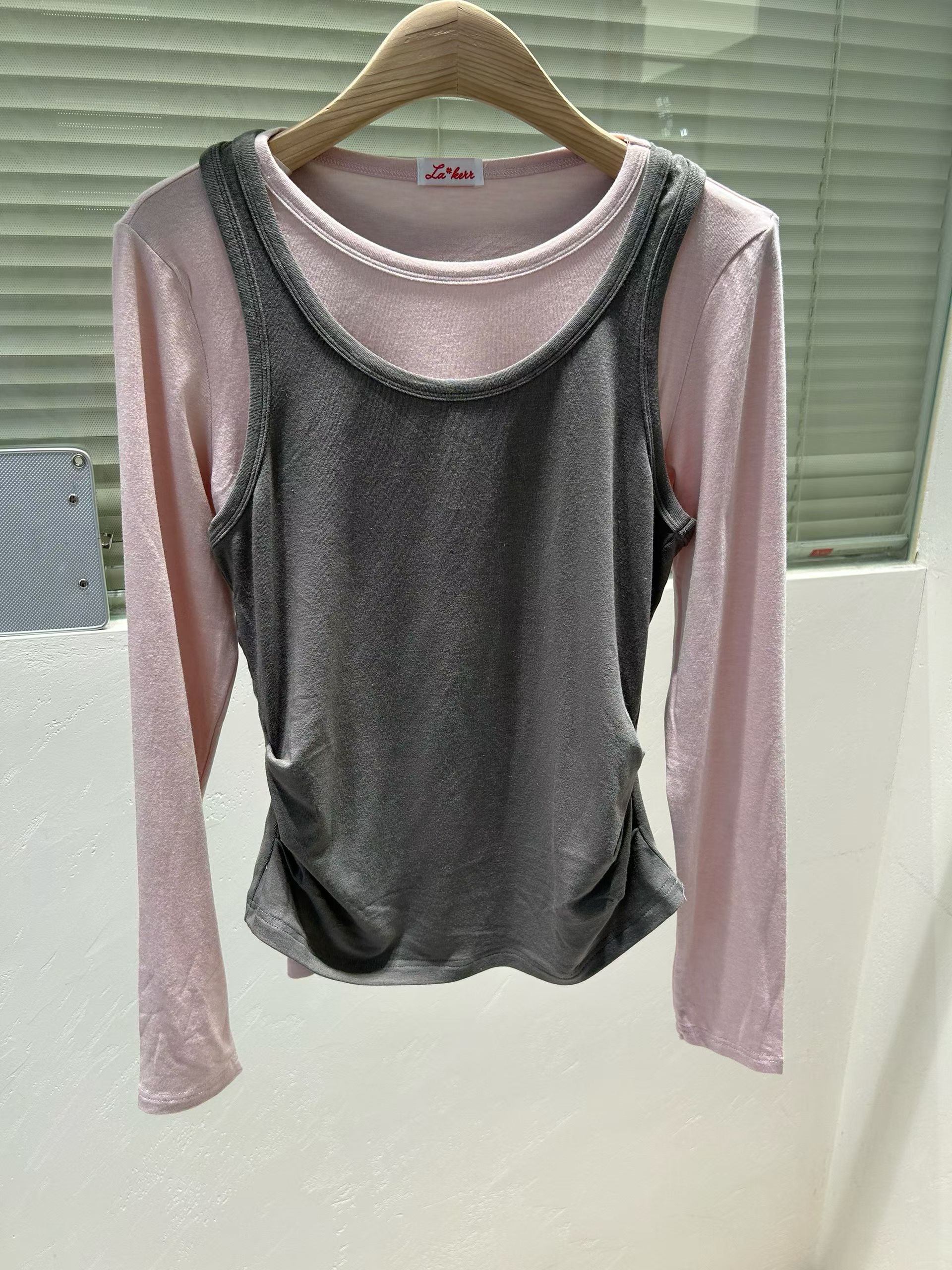 LA KERR韓國代購㊣女士新款真品熱賣25秋冬人氣長袖T恤假兩件LA KERR長袖T恤