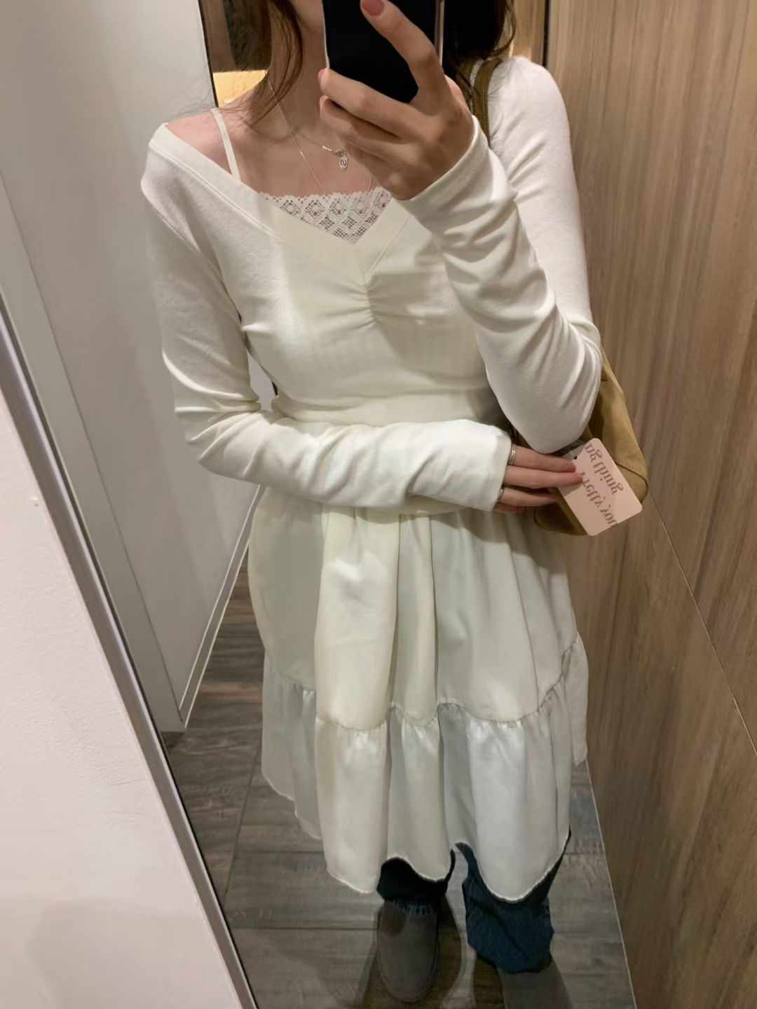 PYT-ot韓國直郵㊣女裝新品時尚推薦25秋冬人氣長袖T恤V領褶皺pretty young thing長袖T恤