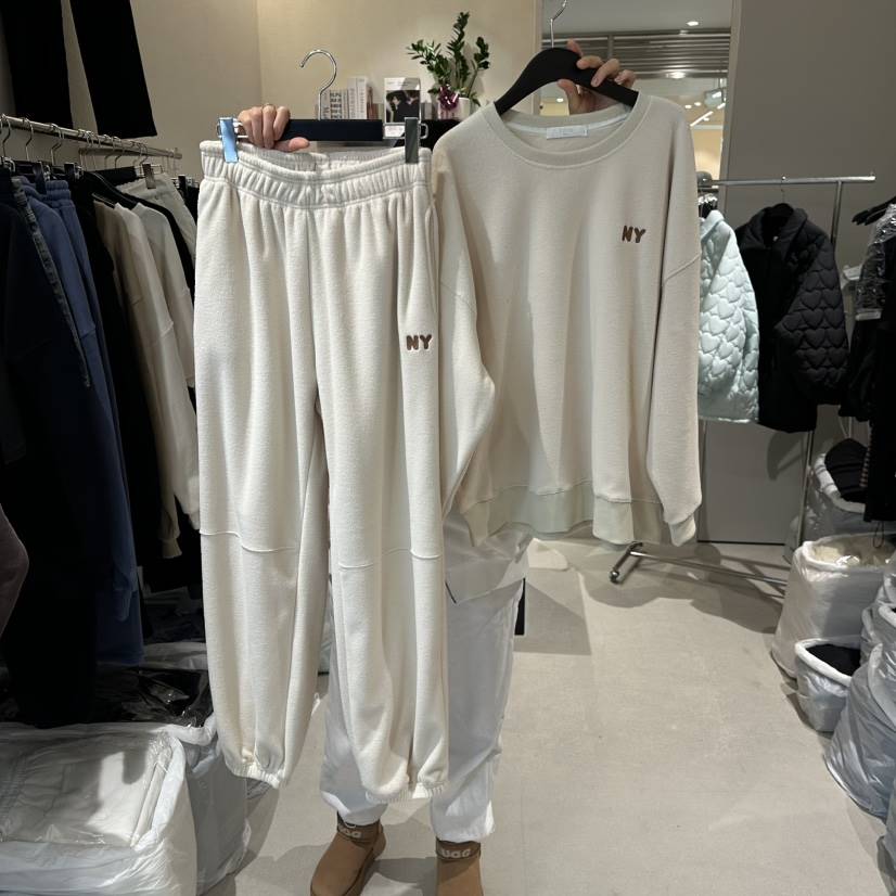 MEMO CLASSIC東大門㊣代購女士新款熱賣休閑套裝加絨羊毛套裝MEMO CLASSIC套裝