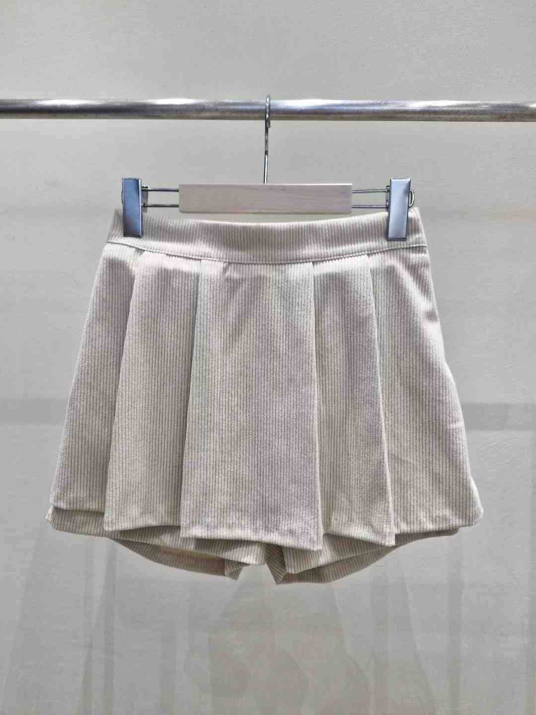 IF U-이퓨-T東大門㊣代購女裝新品職業人氣推薦時尚短裙IF U短裙