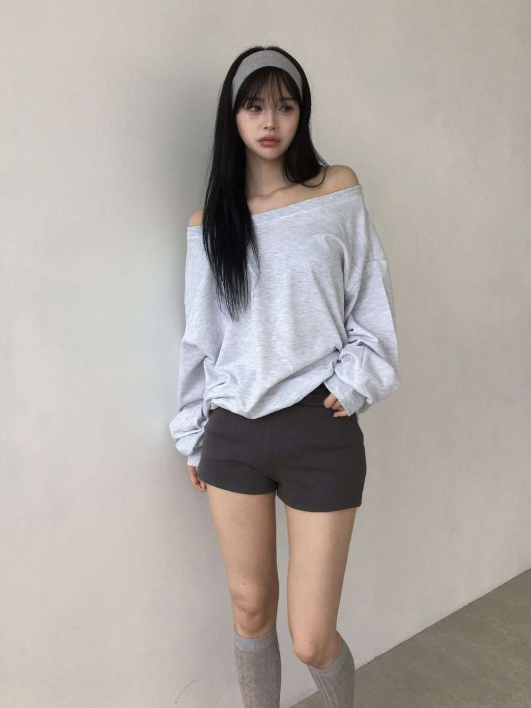 OUTT東大門㊣直郵女士新款真品休閑時尚人氣職業熱賣推薦衛衣OUTT衛衣