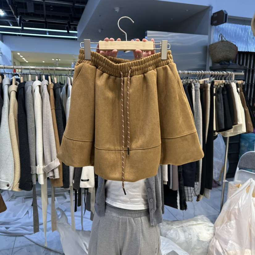 HOT PLACE東大門㊣代購女士新品人氣真品熱賣時尚短裙麂皮HOT PLACE_ISSUE/DREAM GIRIS短裙