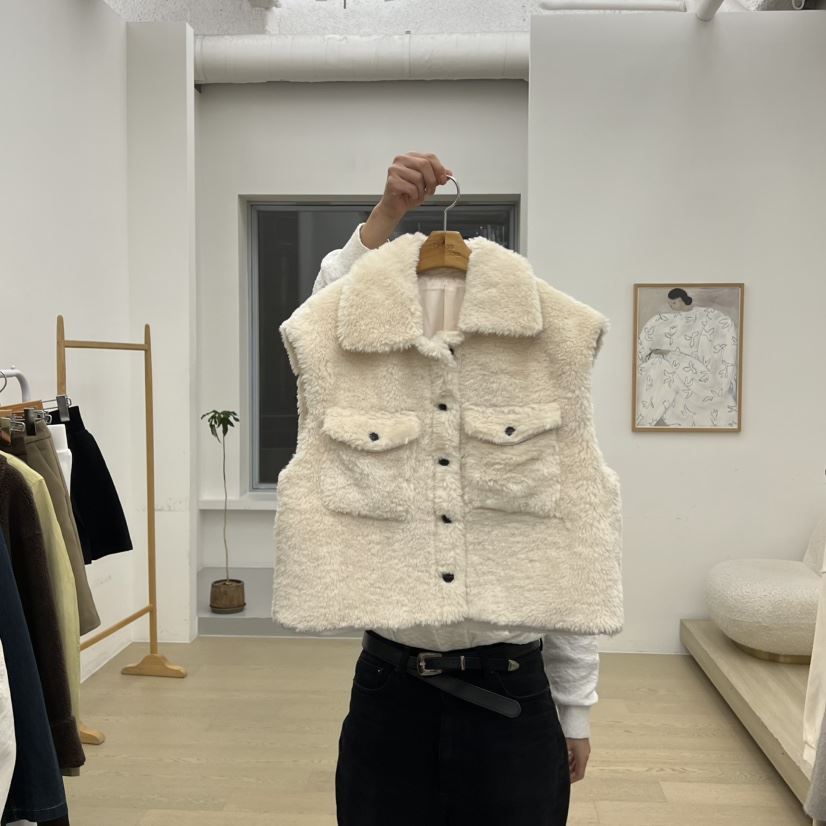 DRESS ROOM東大門㊣實拍女裝新款時尚真品推薦人氣熱賣馬甲DRESS ROOM馬甲