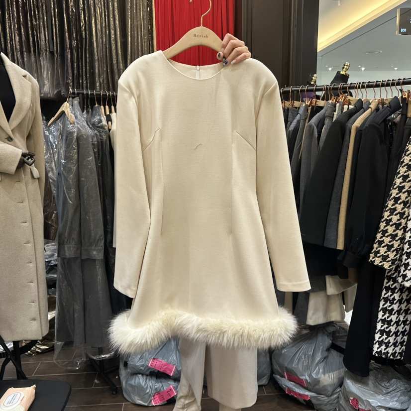 HERISH-HAUTE韓國直郵㊣女士新款時尚熱賣25秋冬職業連衣裙HERISH-HAUTE連衣裙