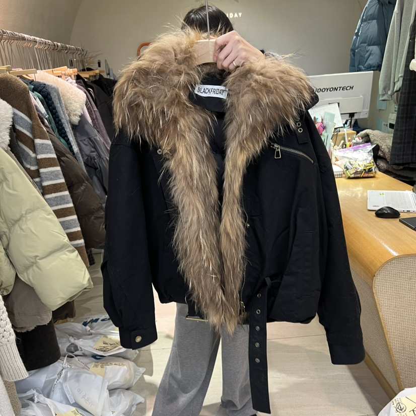 BLACKFRIDAY東大門㊣代購女士新品熱賣職業推薦短款羽絨服浣熊BLACK FRIDAY短款羽絨服