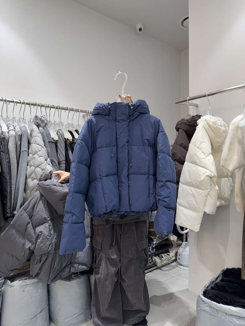 LOOKK東大門㊣代購女士新品時尚推薦人氣職業短款羽絨服鴨絨LOOKK短款羽絨服