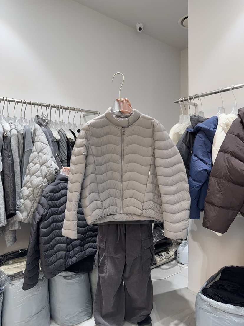 LOOKK韓國代購㊣女裝新品職業熱賣推薦時尚25秋冬短款羽絨服鵝絨LOOKK短款羽絨服