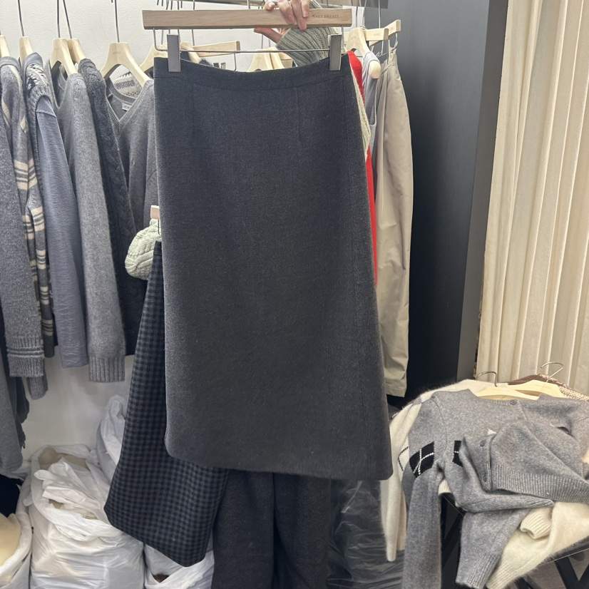 SALT BREAD東大門㊣直郵女裝新品推薦休閑人氣職業25秋冬長裙SALT BREAD長裙