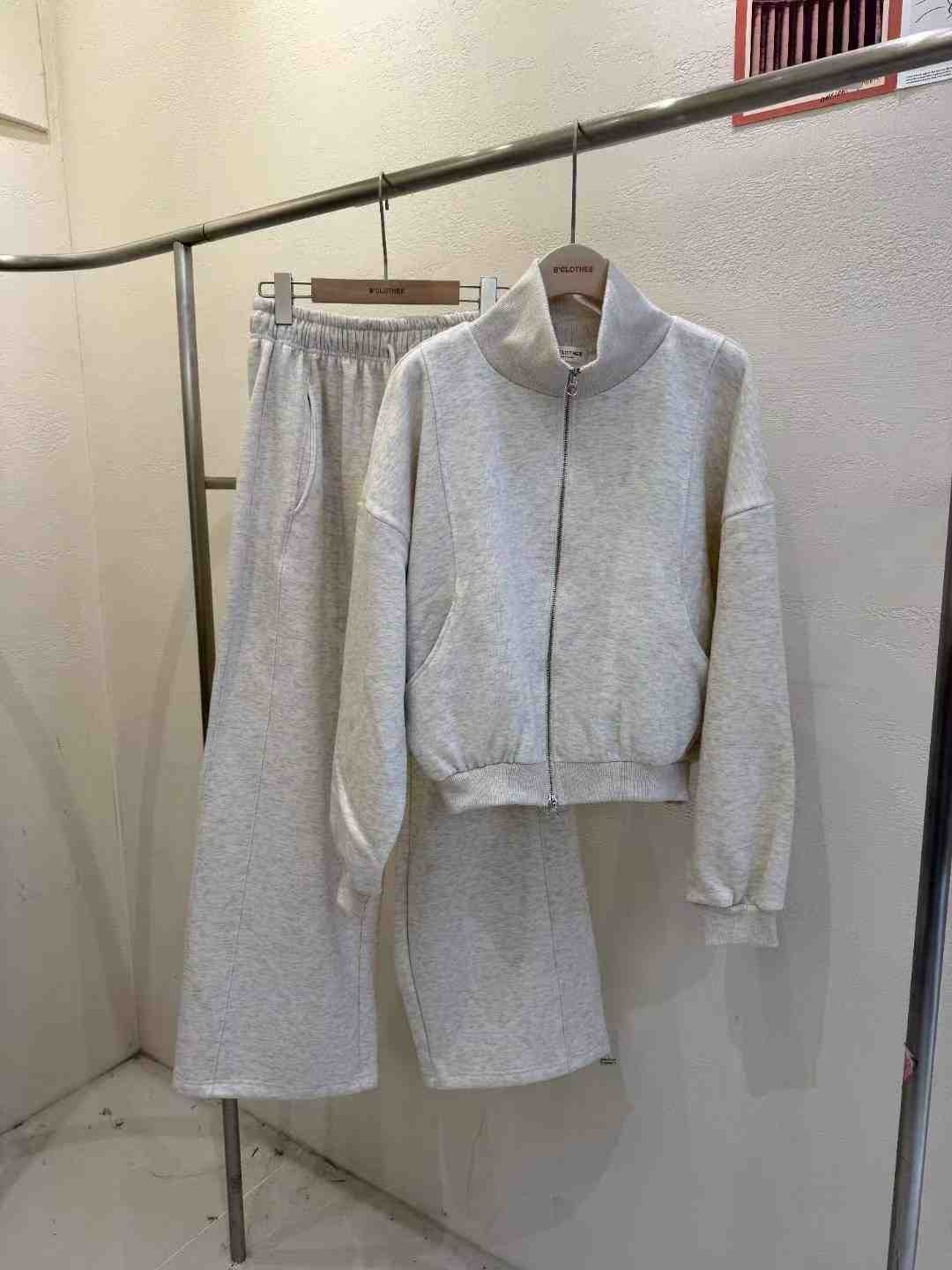 BCLOTHES-비클로스-T韓國代購㊣女士新款休閑時尚人氣套裝B'CLOTHES套裝