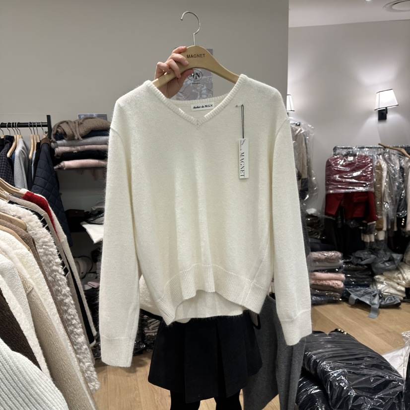 M.G.N東大門㊣直郵女士新款熱賣休閑推薦針織衫安哥拉羊毛MAGNET針織衫