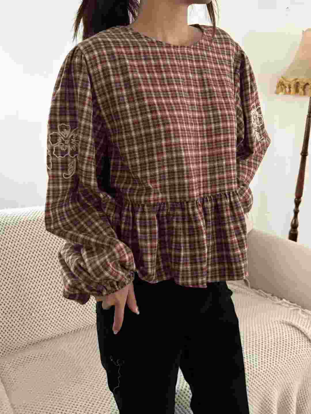 FOREVER YOUNG東大門㊣直郵女裝新品時尚人氣熱賣襯衫蕾絲衫FOREVER YOUNG襯衫/蕾絲衫