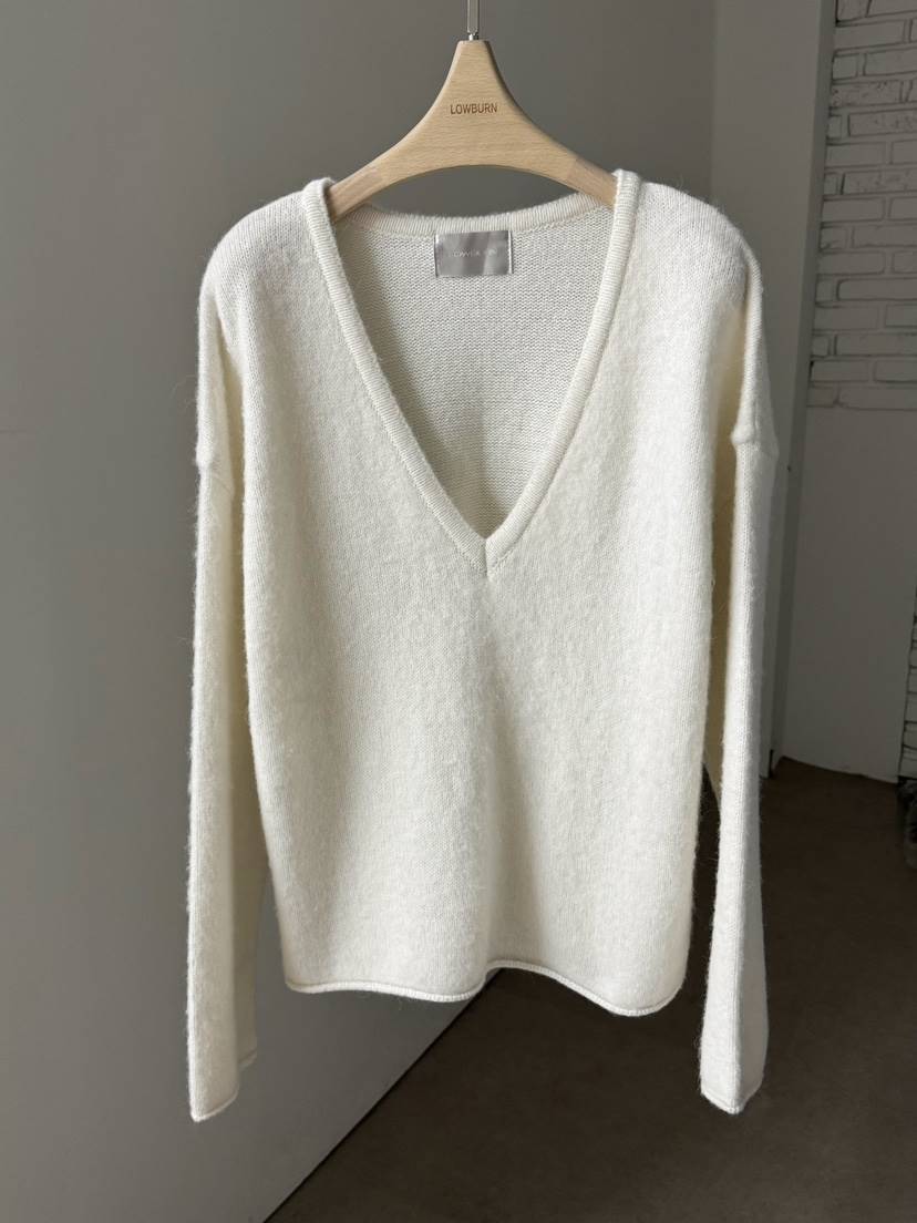 LOWBURN東大門㊣實拍女裝新款休閑職業推薦時尚人氣毛衣V領LOWBURN毛衣
