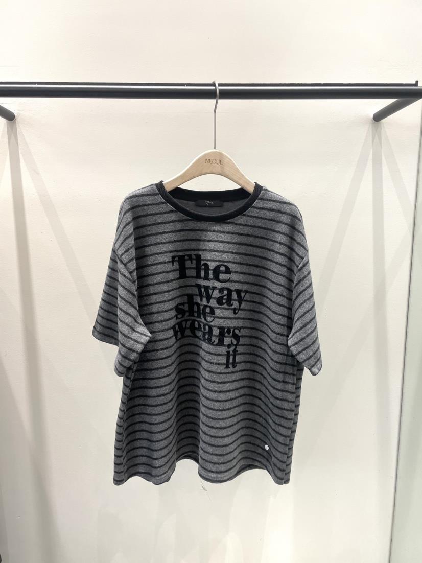 NEOUL東大門㊣實拍女士新品時尚推薦人氣職業真品T恤天鵝絨NEOUL/ahin雙領標簽T恤