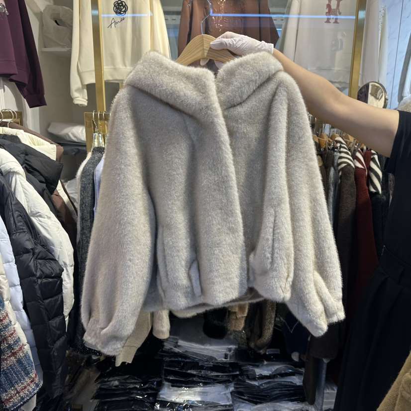 COCO HOLIC東大門㊣代購女士新款真品休閑短款大衣貂皮連帽COCO HOLIC短款大衣