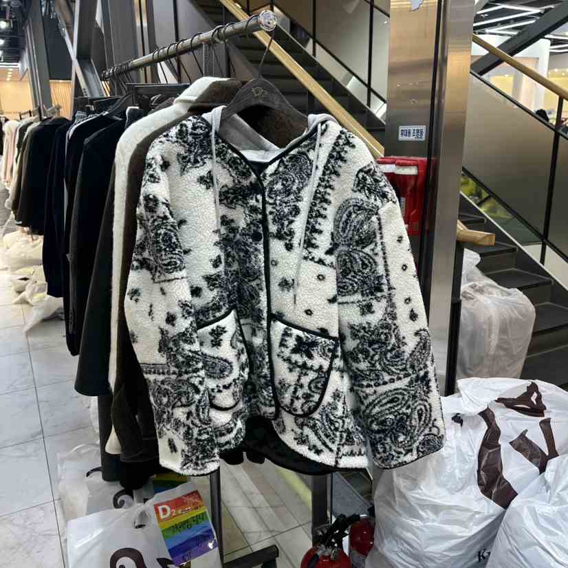 A2/D2韓國代購㊣女裝新品熱賣人氣推薦短款棉服連帽衫抓絨A2/D2短款棉服