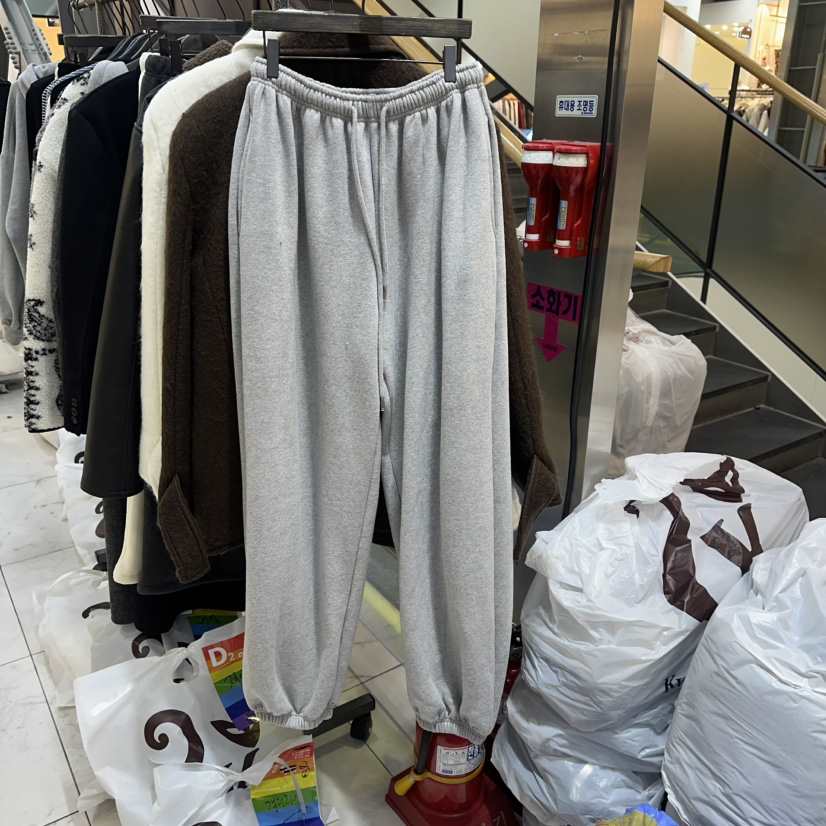 A2/D2韓國代購㊣女裝新品時尚熱賣人氣職業真品休閑褲抓絨A2/D2休閑褲