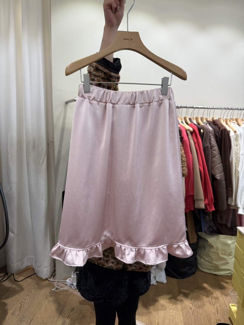 AUVERFIT東大門㊣代購女裝新品時尚半身裙中短裙荷葉邊緞面AUVERFIT半身裙/中短裙