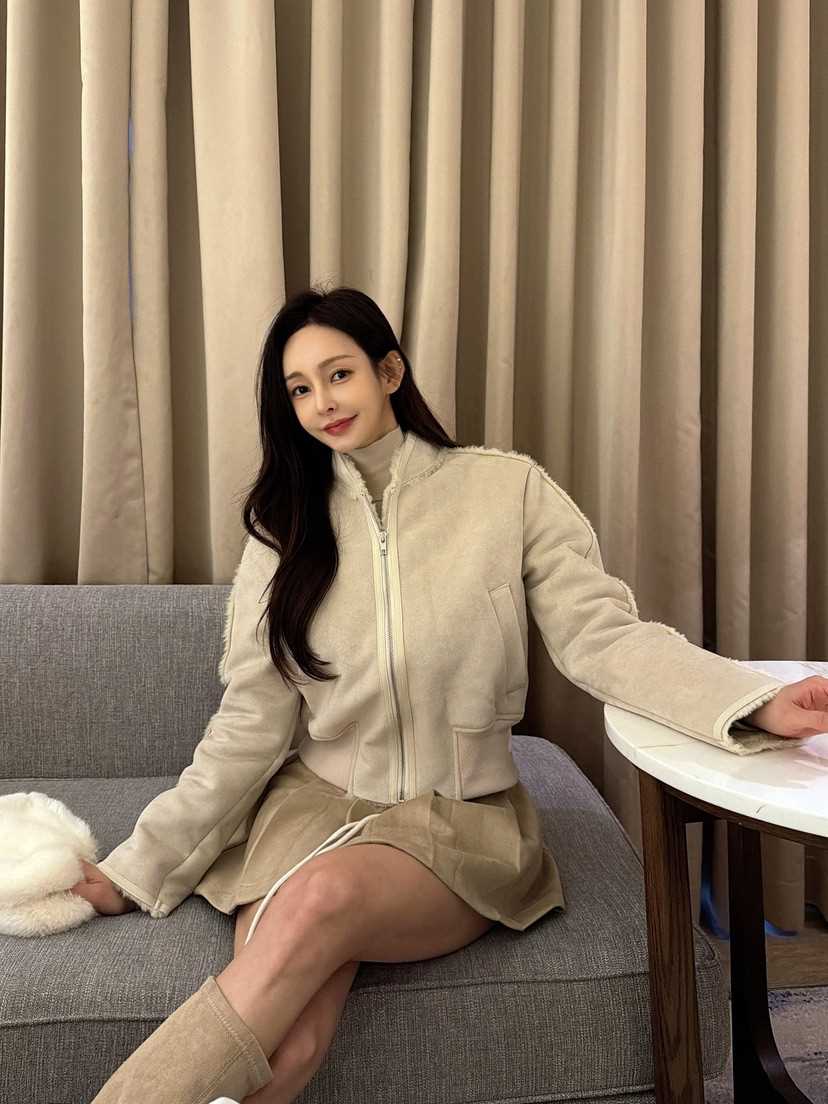 CLOTH韓國代購㊣女裝新品人氣休閑25秋冬熱賣職業真品夾克皮革CLOTH夾克