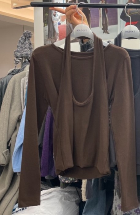 SOLD OUT東大門㊣代購女裝新款25秋冬時尚熱賣人氣長袖T恤SOLD OUT長袖T恤