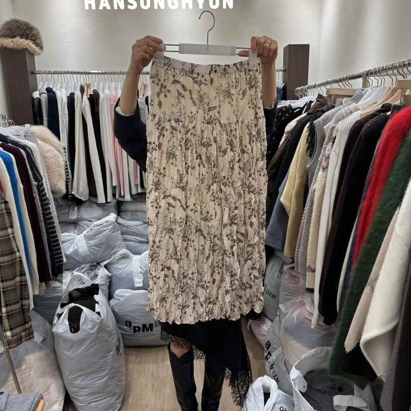 HANSUNGHYUN東大門㊣實拍女裝新品時尚職業推薦人氣長裙褶皺HANSUNGHYUN長裙