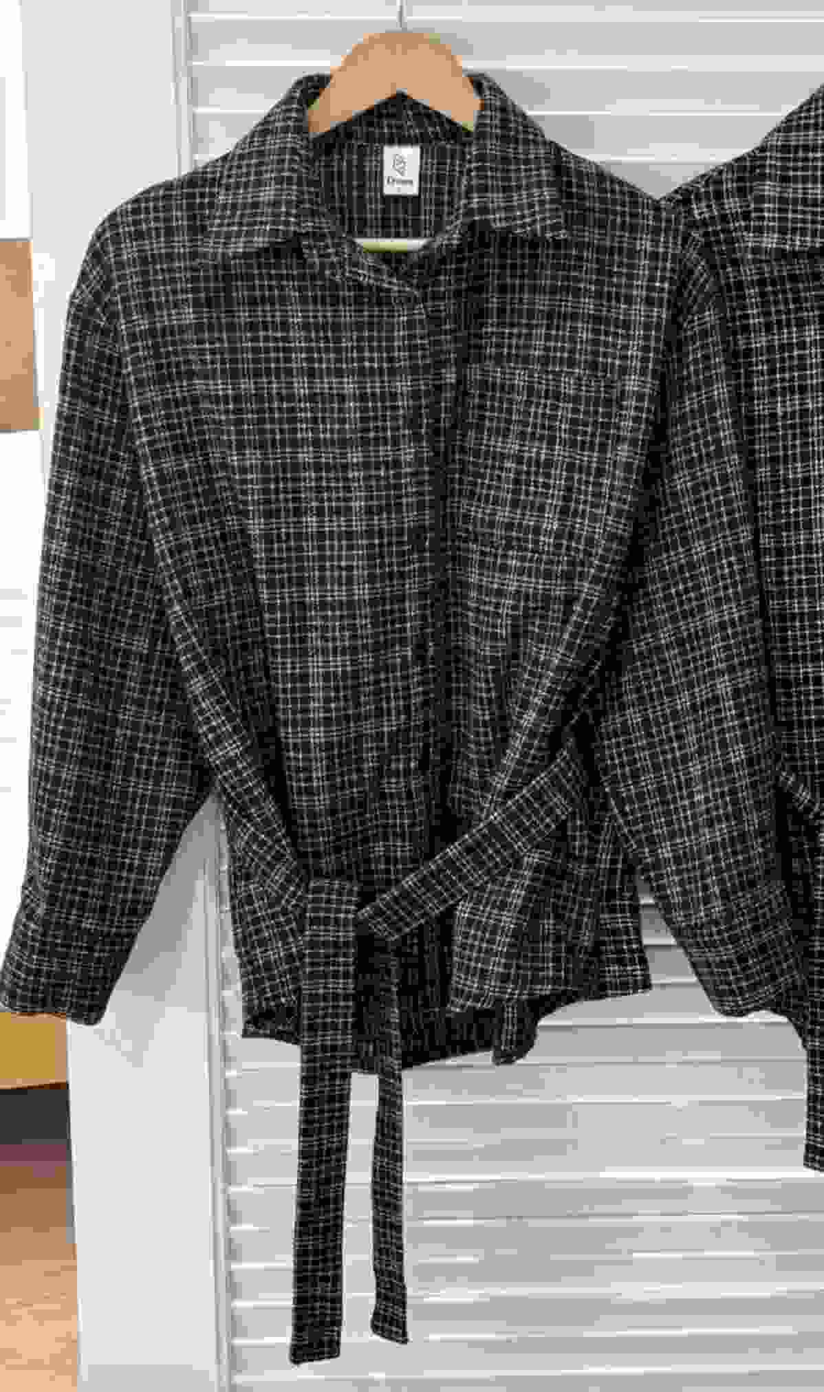 Cream韓國直郵㊣女裝新品人氣襯衫蕾絲衫含腰帶Cream停襯衫/蕾絲衫