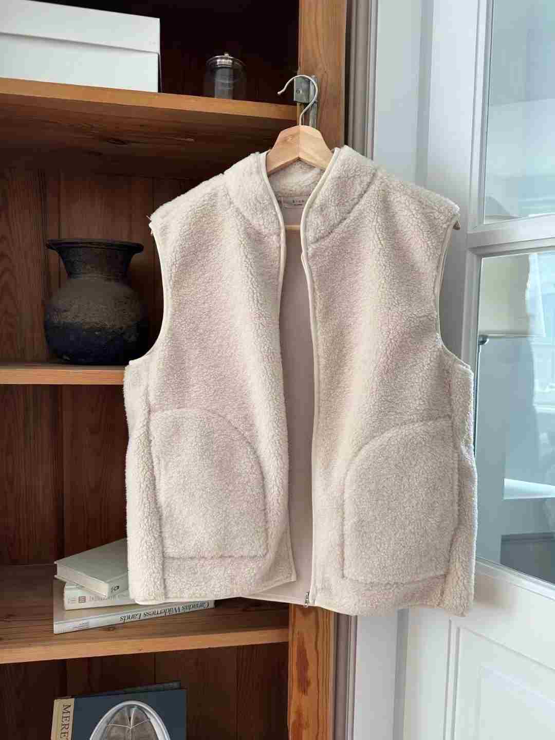 KIND-카인드-OT東大門㊣直郵女士新品真品時尚休閑馬甲抓絨KIND-ot馬甲