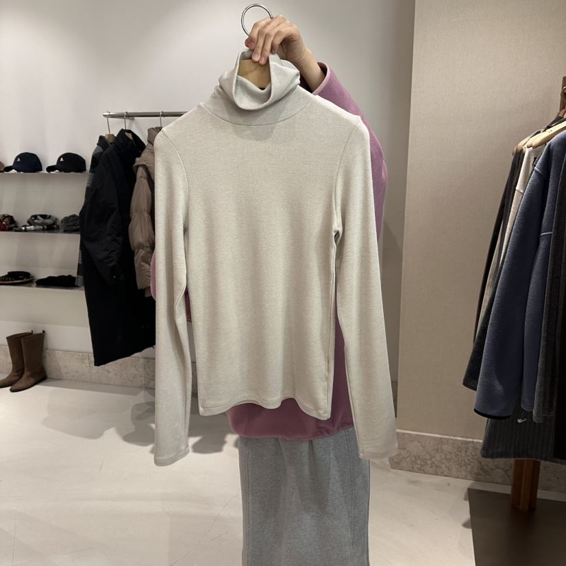 ANDMORE BUTTON東大門㊣實拍女士新品25秋冬人氣推薦長袖T恤ANDMORE BUTTON長袖T恤