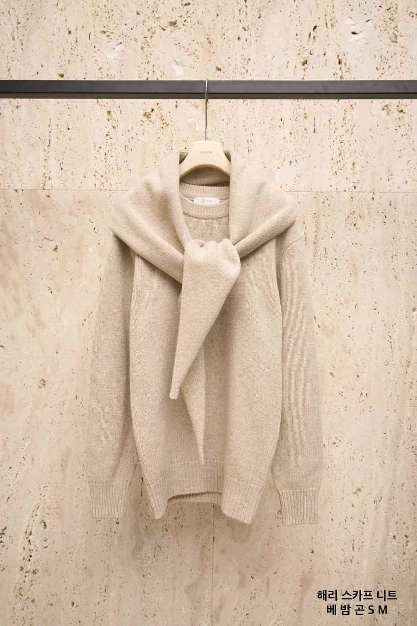 BLOSSOM東大門㊣直郵女裝新款推薦人氣休閑職業熱賣毛衣含圍巾BLOSSOM毛衣