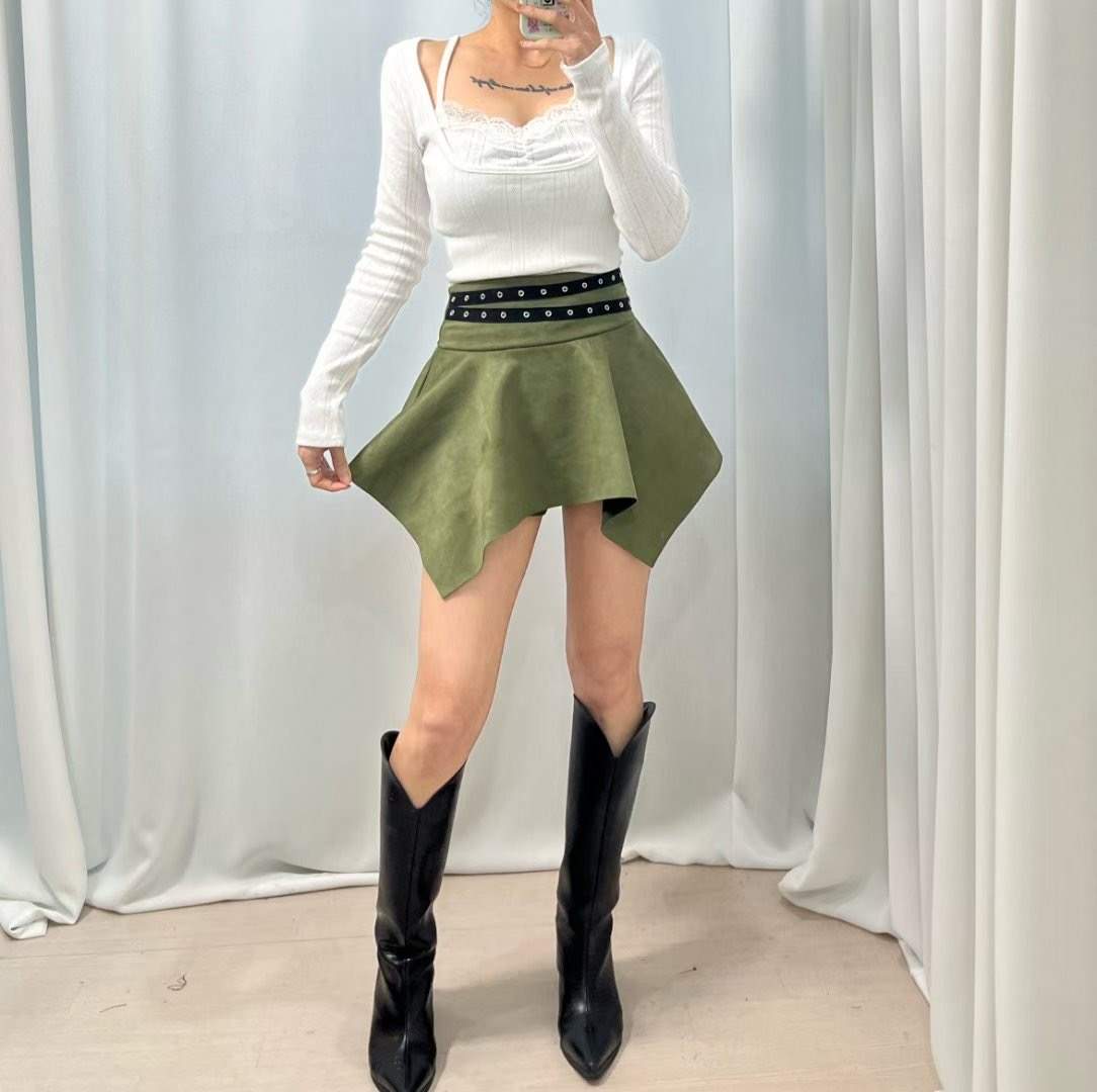 BOY MEET GIRL-T東大門㊣代購女裝新款25秋冬人氣熱賣短裙BOY MEET GIRL-T短裙