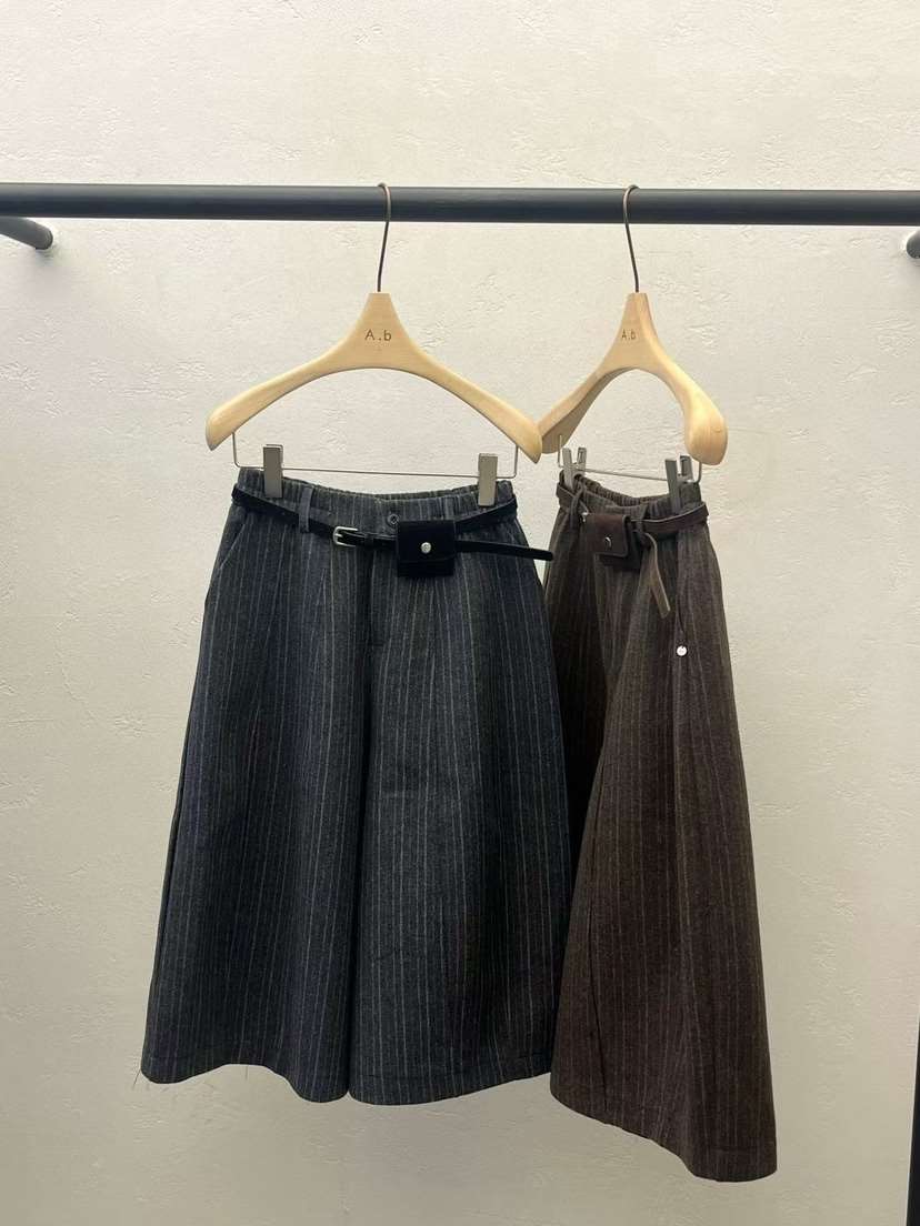 AUTUMN BEIGE-Q東大門㊣代購女士新款熱賣短褲含腰包系帶A.b/AUTUMN BEIGE短褲