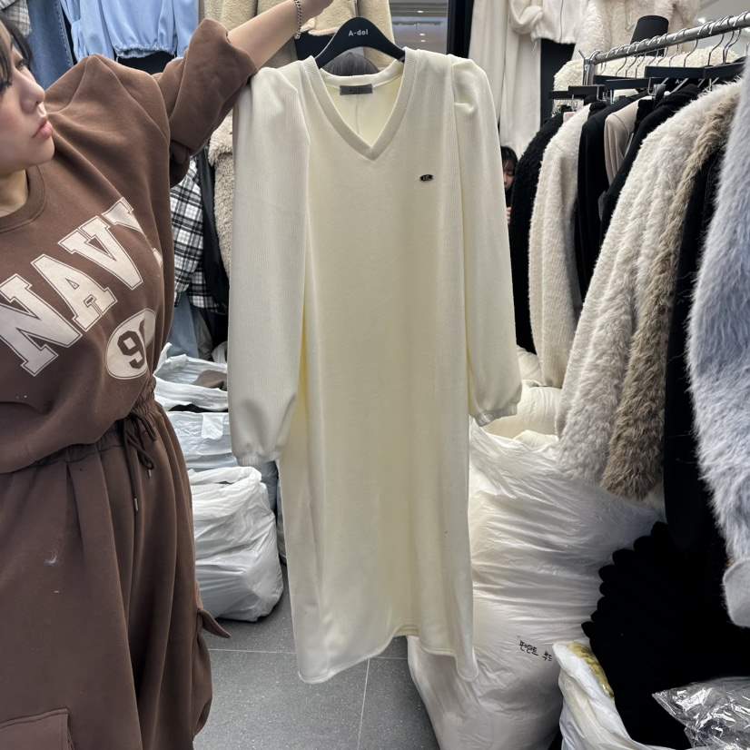 A-DEL東大門㊣實拍女裝新品推薦休閑熱賣人氣連衣裙加絨絲絨A-DEL連衣裙