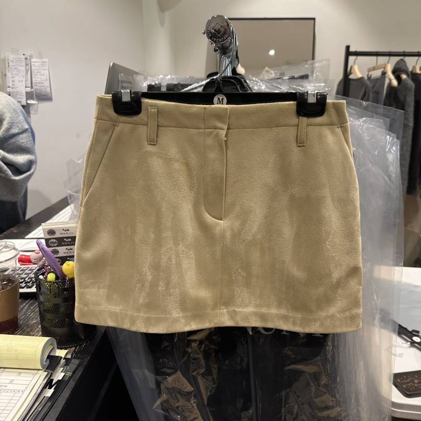 aube nunt東大門㊣直郵女裝新品時尚人氣推薦職業真品短裙aube nunt短裙