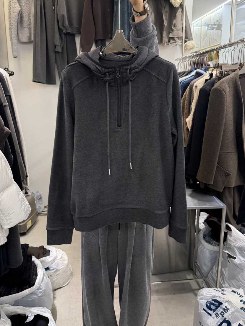 THE SIL東大門㊣直郵女士新款25秋冬時尚推薦人氣衛衣連帽衫THE SIL/1 2ILLY衛衣