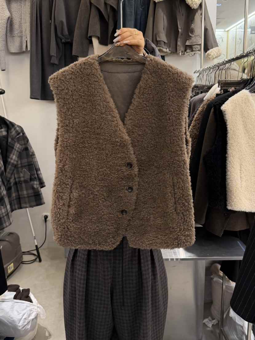 THE SIL東大門㊣代購女裝新品25秋冬熱賣真品人氣馬甲V領抓絨THE SIL/1 2ILLY馬甲