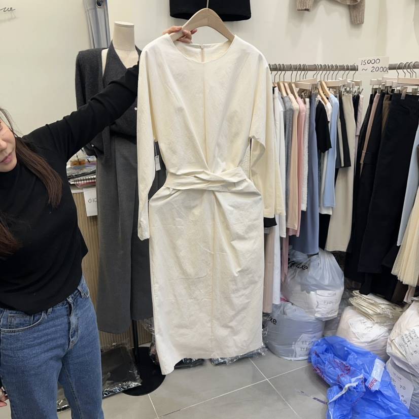 THE LOW韓國直郵㊣女士新款人氣25秋冬真品熱賣連衣裙含腰帶THE LOW連衣裙