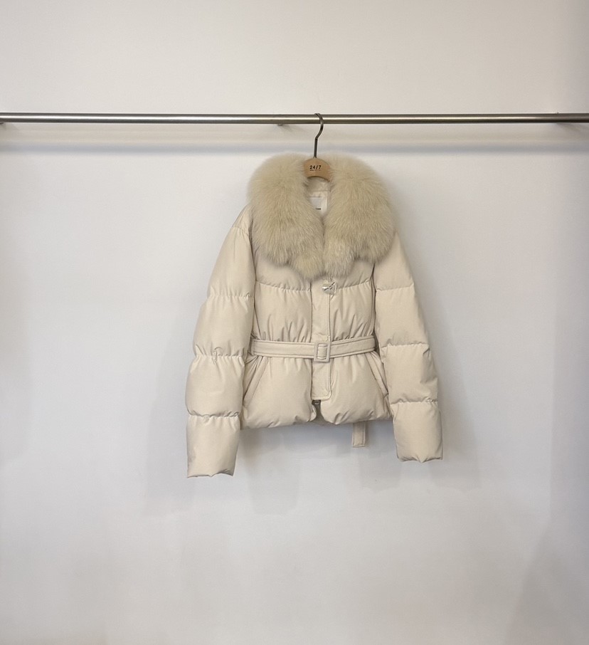 TWENTY FOUR SEVEN24-7東大門㊣實拍女裝新款休閑短款羽絨服毛領可拆可拆卸含腰帶鴨絨TEWNTY FOUR SEVEN24-7短款羽絨服