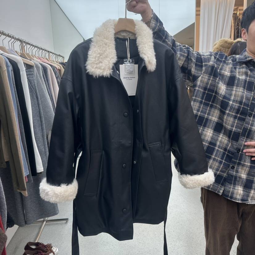 JUJU東大門㊣實拍女士新品熱賣推薦短款羽絨服含腰帶羊皮鵝JUJU短款羽絨服